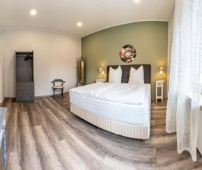 Flora Comfort Inn